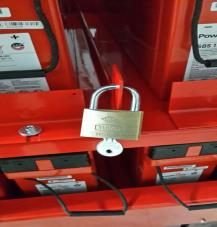 Diebstahlsicherer Batterieschrank